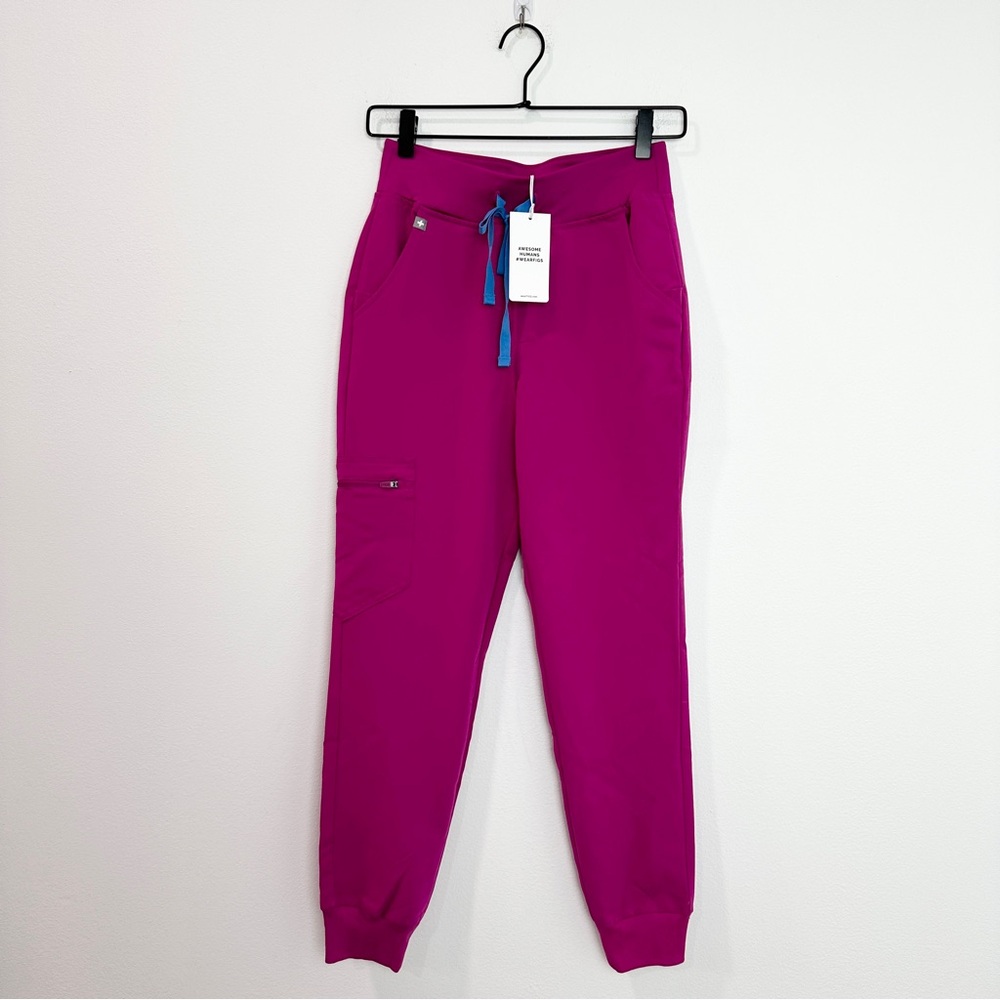 Figs High Waisted Zamora Jogger Scrub Pants Raspberry sorbet size XS Petite